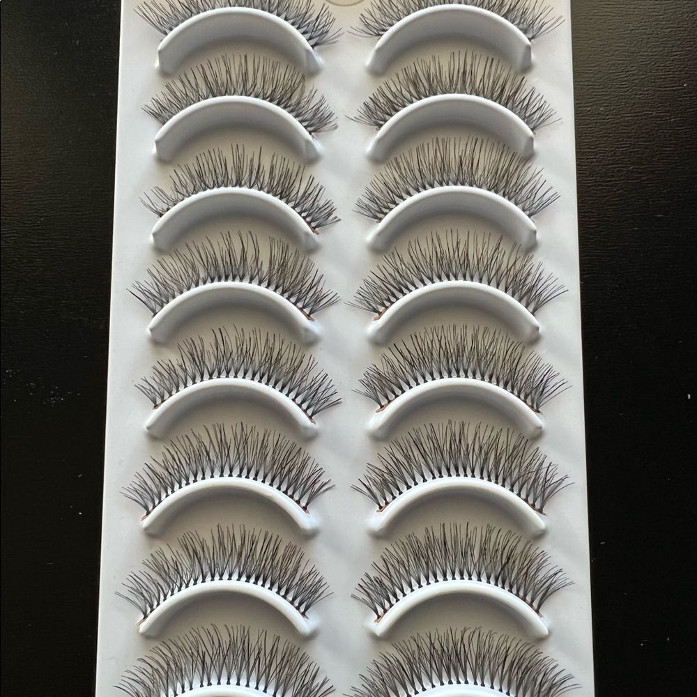 Ultimate lashes # 16 - Picture 4 of 7